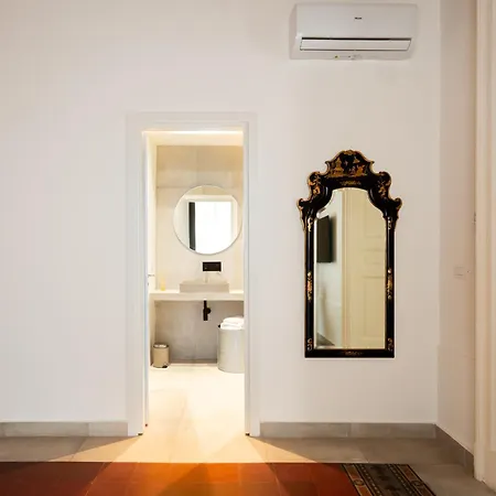Apartment B. Sicilian Charming Historical Catania